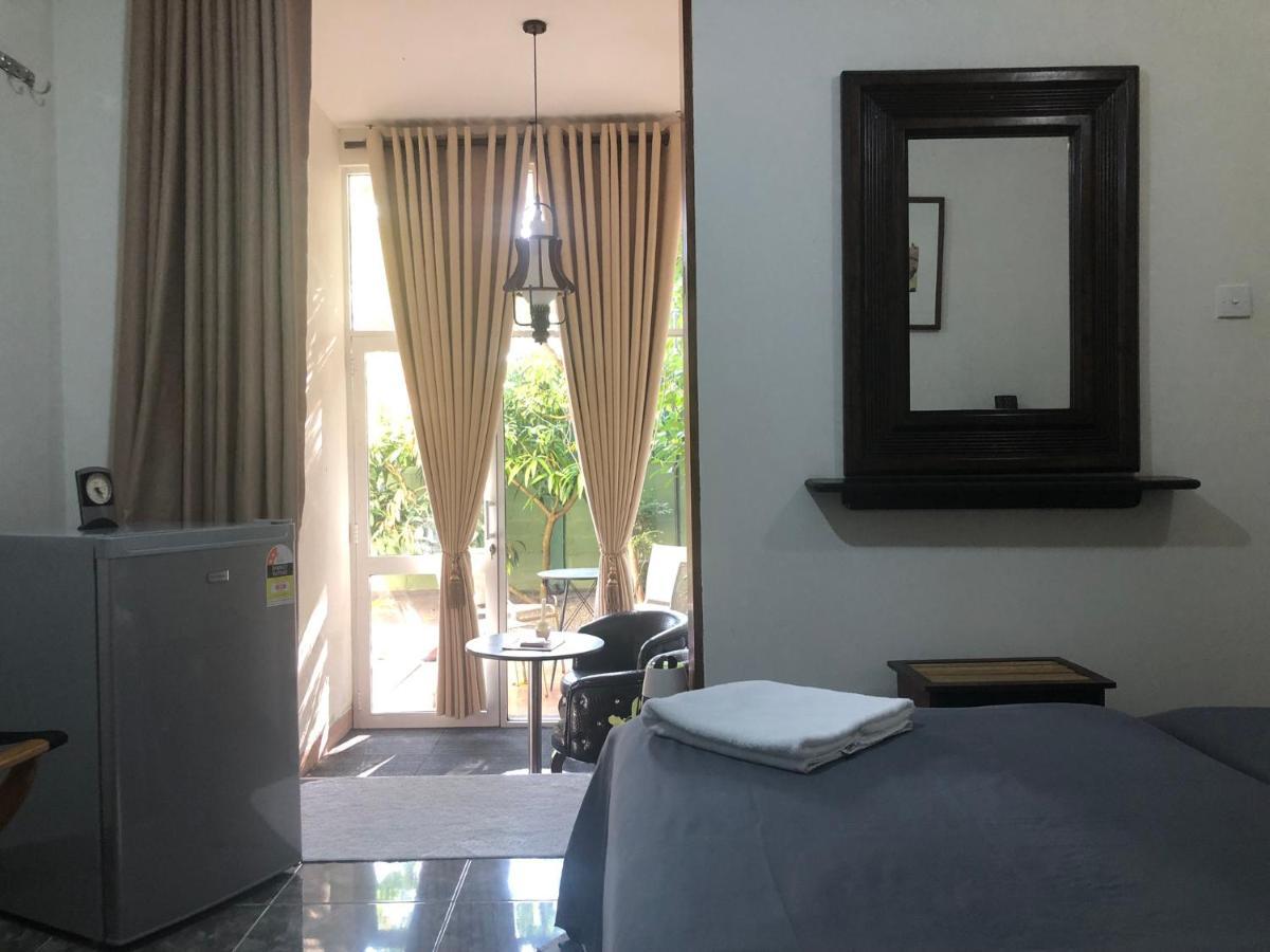 Bed and Breakfast West Dene Negombo Esterno foto