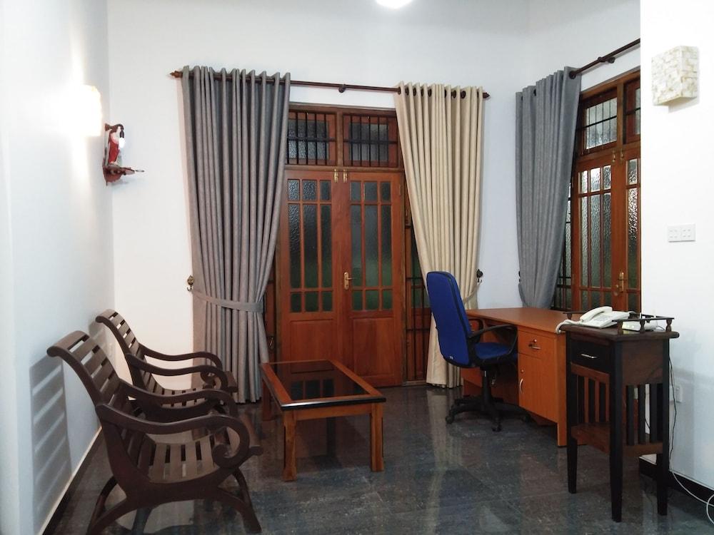 Bed and Breakfast West Dene Negombo Esterno foto