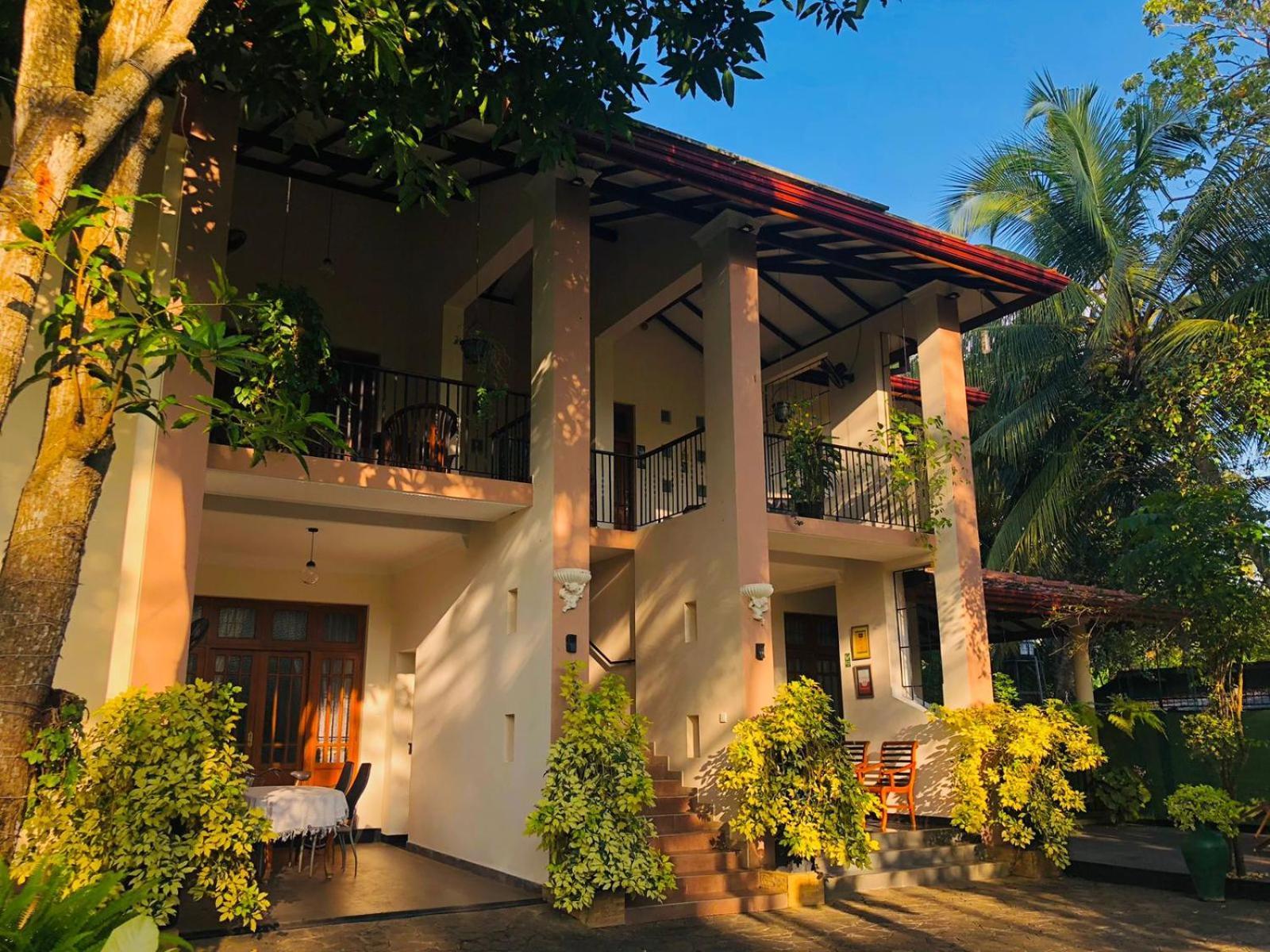 Bed and Breakfast West Dene Negombo Esterno foto