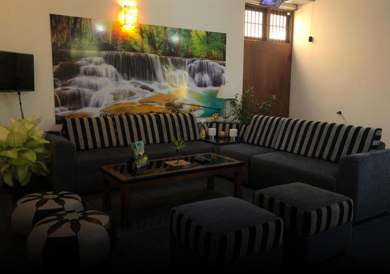 Bed and Breakfast West Dene Negombo Esterno foto