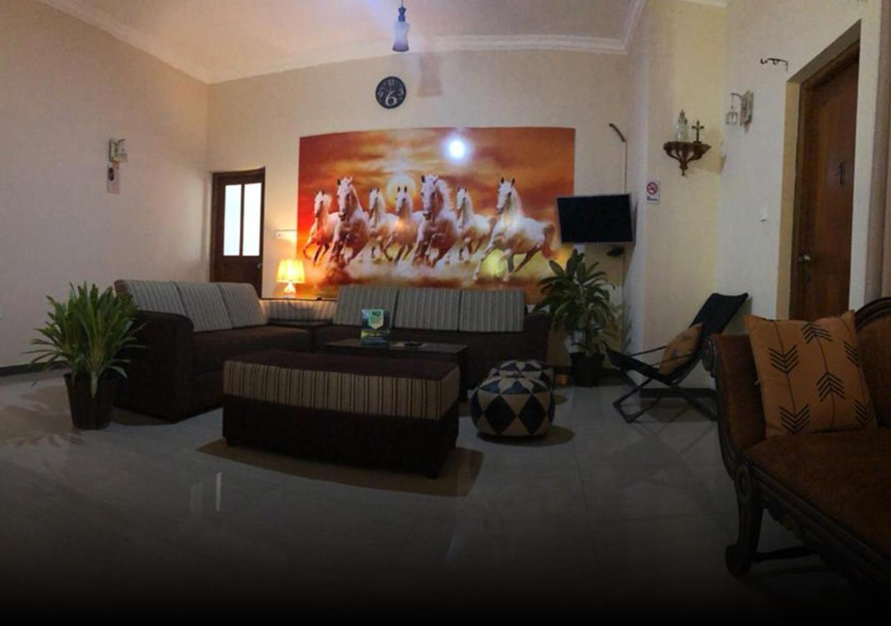 Bed and Breakfast West Dene Negombo Esterno foto