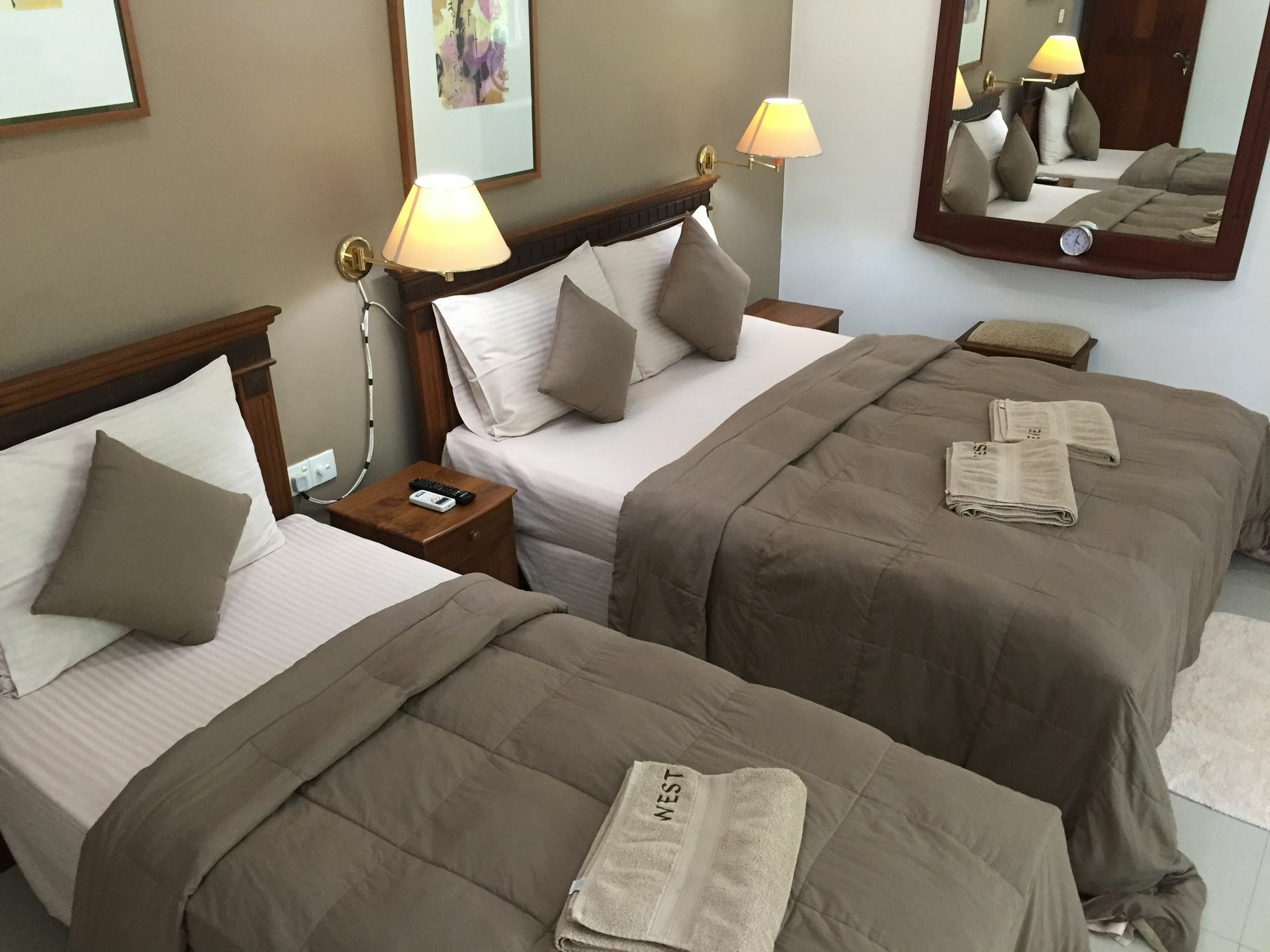 Bed and Breakfast West Dene Negombo Esterno foto