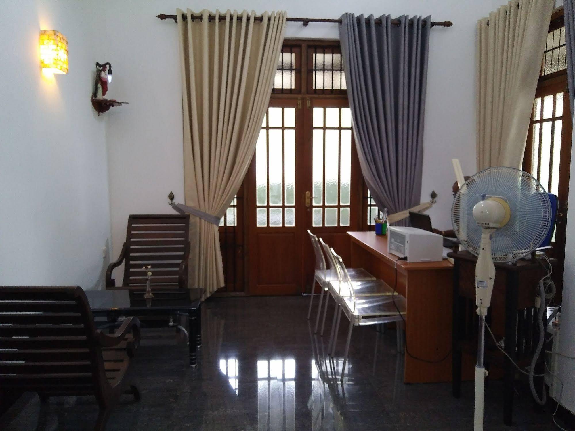 Bed and Breakfast West Dene Negombo Esterno foto